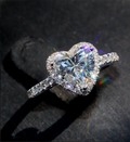 Dimond heart ring